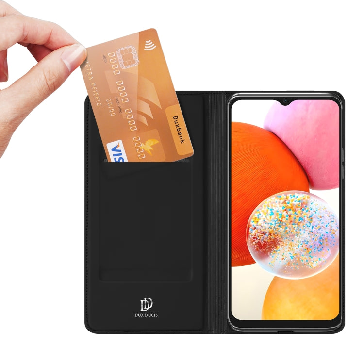 DUX DUCIS Skin Pro Series Flip-Handyhülle aus Leder - SmartPhoneZubehör.com